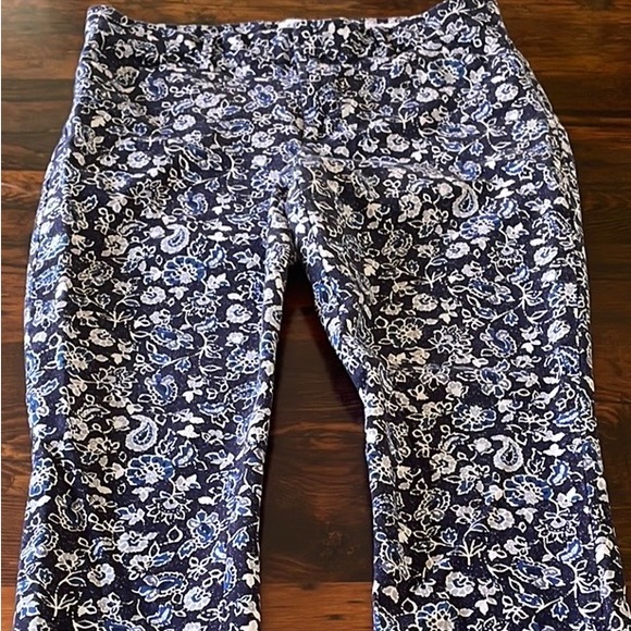 GAP Women's Signature Skinny Ankle stretch navy floral pants size 6 - Picture 2 of 10